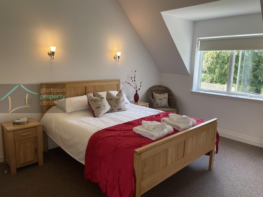 Bedroom 1a.JPG