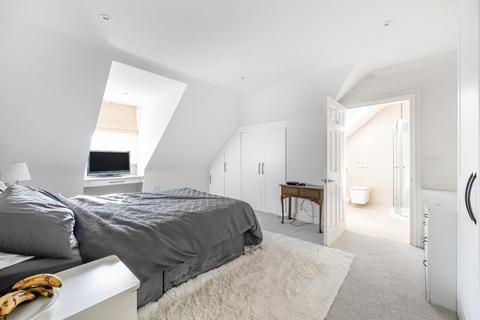 3 bedroom flat for sale, Oxted,  Surrey,  RH8