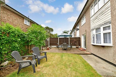 3 bedroom end of terrace house for sale, Haslemere Road, Wickford, Essex