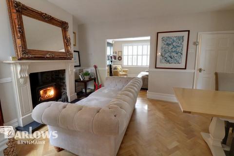 3 bedroom semi-detached house for sale - Aden Villas, Tredegar