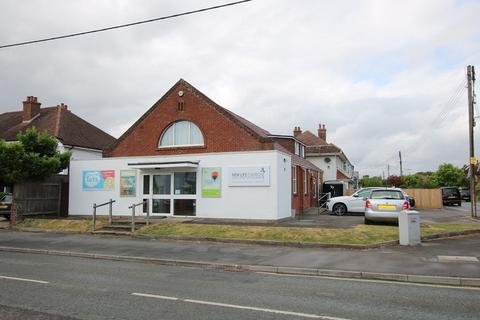 Property for sale, Gore Road, New Milton, Hampshire, BH25