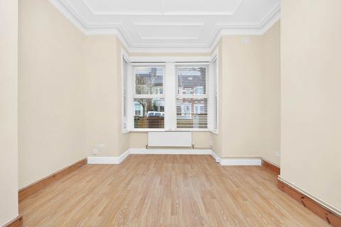 2 bedroom flat for sale, Abbotts Park Road, Leyton, E10