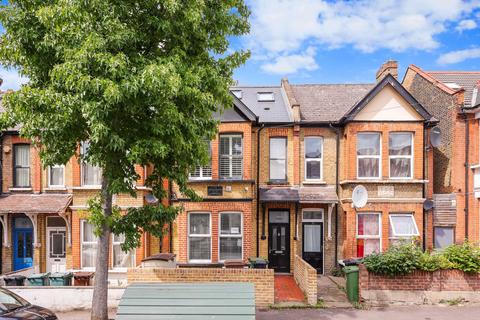 69 Abbotts Park Road, London, E10 6HU