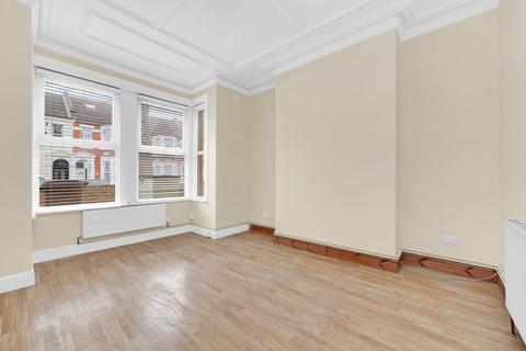 69 Abbotts Park Road, London, E10 6HU