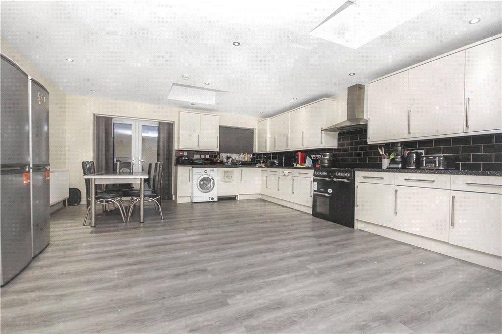 Reception/Kitchen