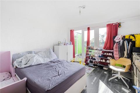 4 bedroom terraced house for sale - Caernarvon Close, Mitcham, CR4