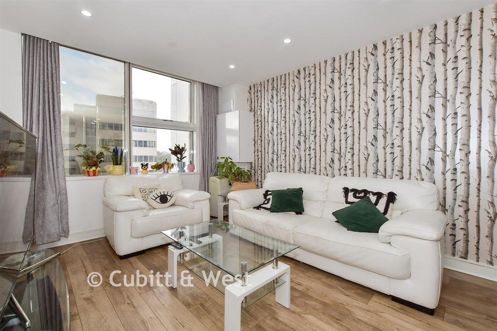 Lounge/Kitchen