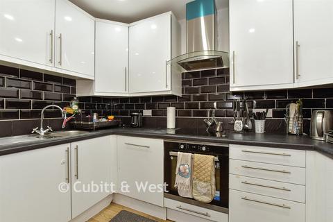 2 bedroom apartment for sale, London Road, Northgate, Crawley, West Sussex