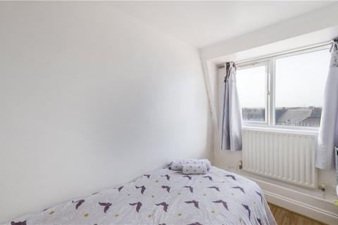 2 bedroom apartment for sale, London Road, Mitcham, CR4