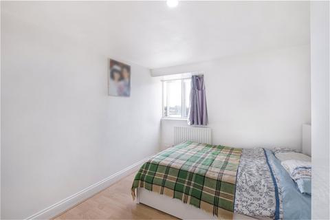 2 bedroom apartment for sale, London Road, Mitcham, CR4