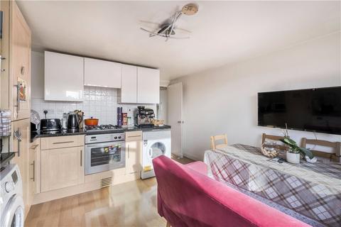 2 bedroom apartment for sale, London Road, Mitcham, CR4