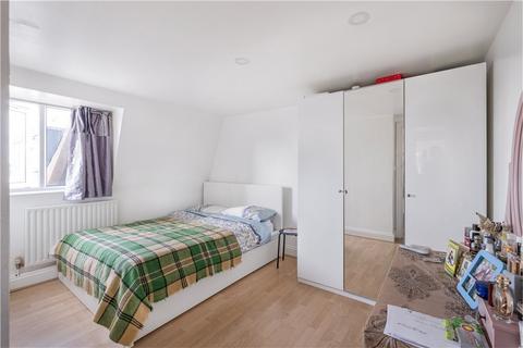 2 bedroom apartment for sale, London Road, Mitcham, CR4