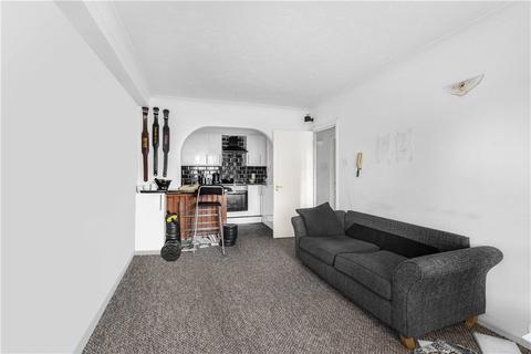 1 bedroom apartment for sale, Graham Avenue, Mitcham, CR4