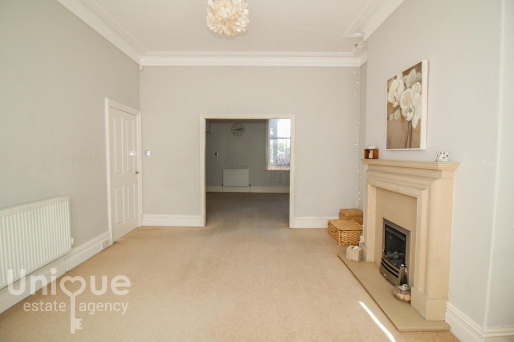 St. Patricks Road North, Lytham St. Annes, FY8 5 bed terraced house for sale £349,950