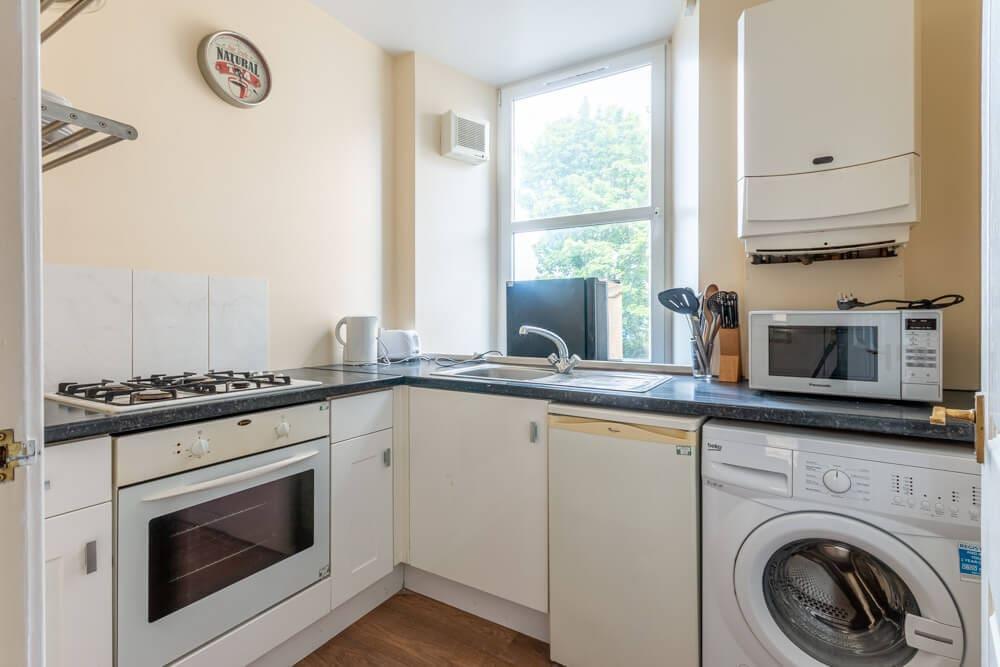 Apartment in Edinburgh - View 3