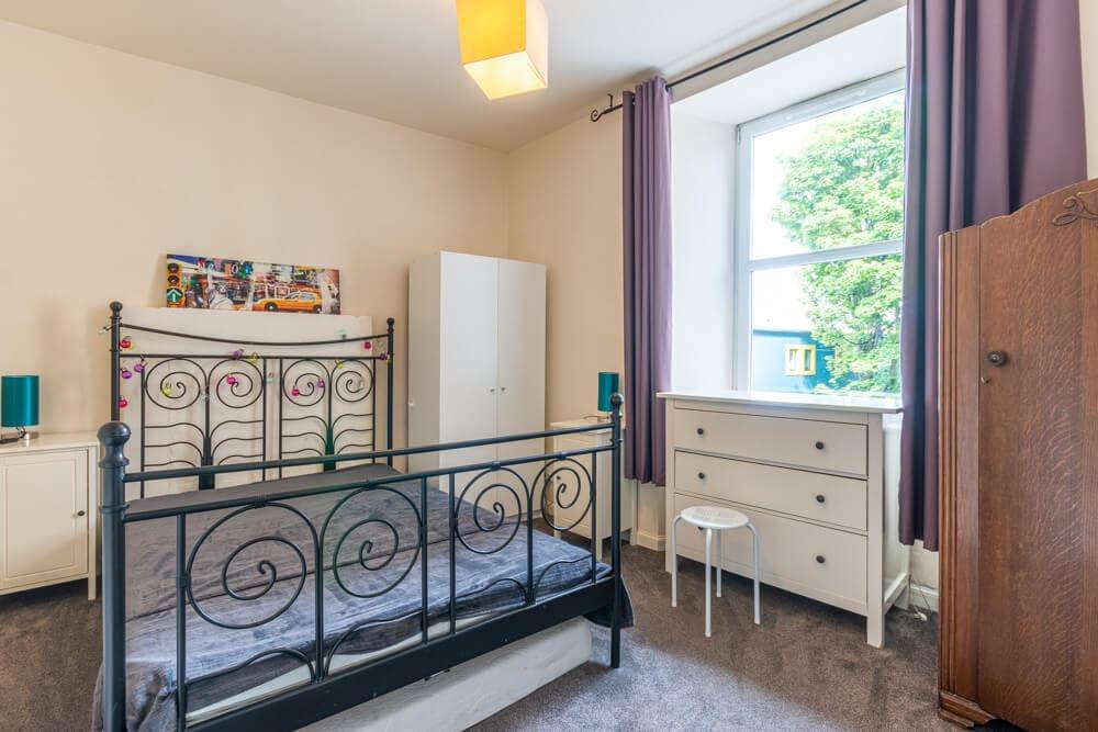 Apartment in Edinburgh - View 4