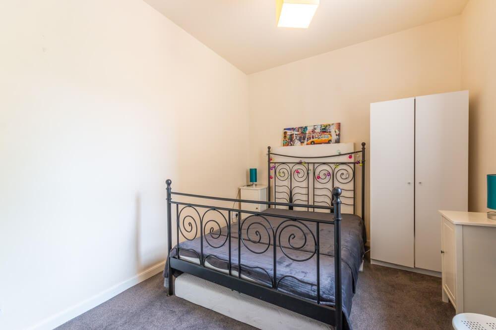 Apartment in Edinburgh - View 5