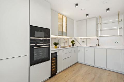 3 bedroom apartment to rent, Valencia Tower, Bollinder Place, EC1V
