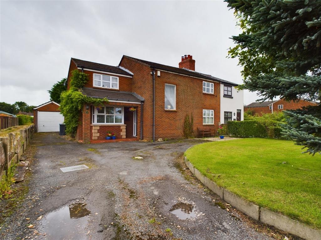 Coach Road, Bickerstaffe, Lancashire 3 bed semidetached house for sale