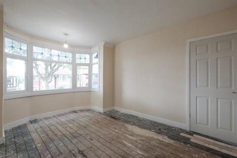 62 Broughton Crescent, Birmingham, B31 2SY