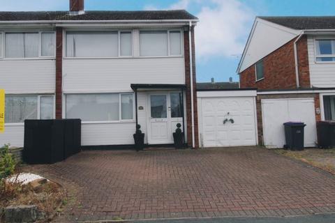 3 bedroom semi-detached house for sale, Trenleigh Gardens, Trench