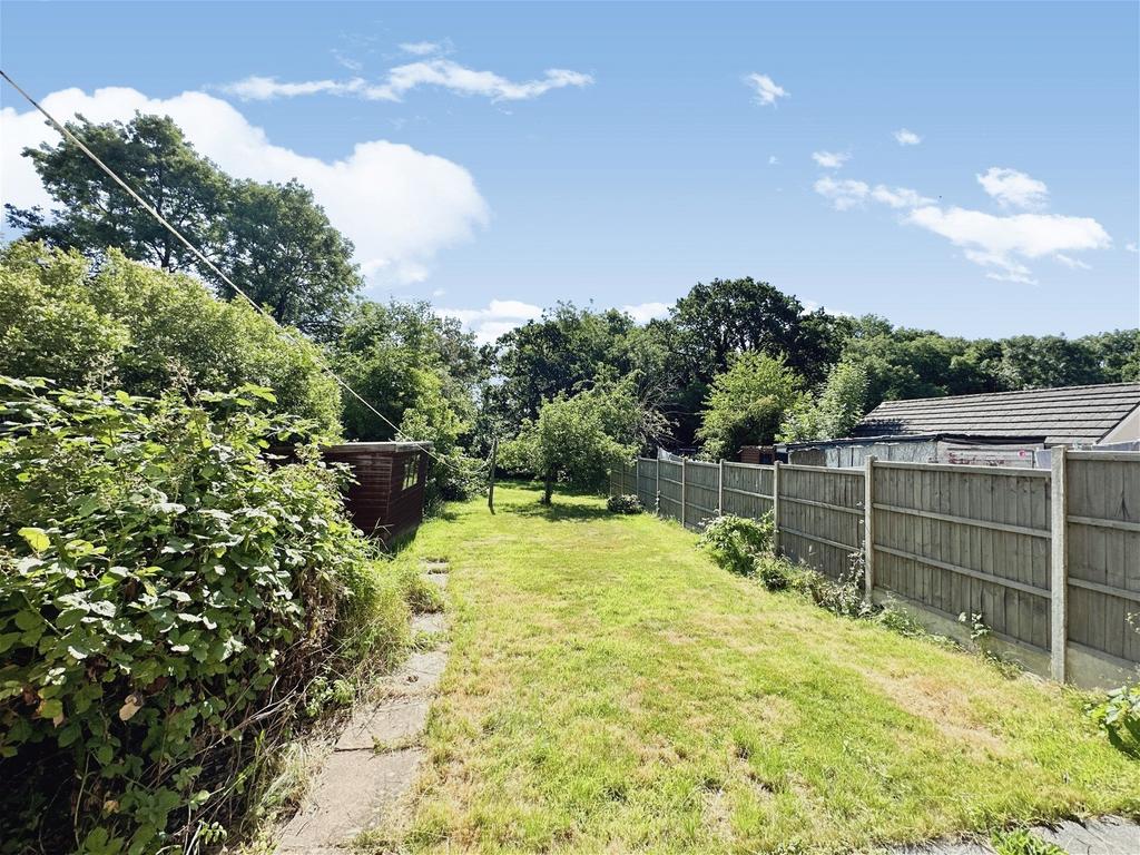 Dunstall Avenue, Braunstone Town 2 bed semidetached house for sale £