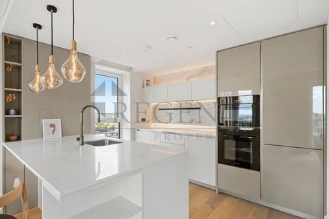 2 bedroom apartment to rent, Parkside Apartments, Cascade Way, W12