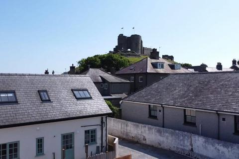 undefined, Criccieth, Gwynedd, LL52