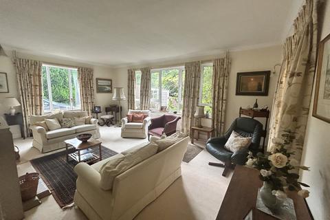 4 bedroom detached house for sale, Castle Road, Crickhowell, Powys.