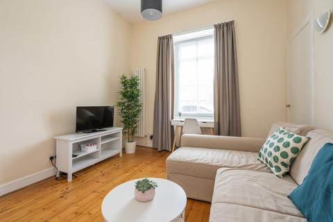 1 bedroom flat to rent, St Leonards Hill, South Side, Edinburgh, EH8