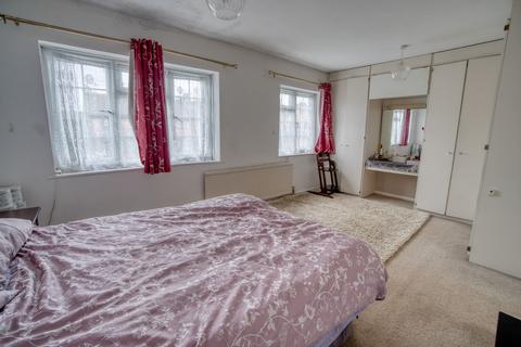 undefined, Sudbury Avenue, Wembley HA0