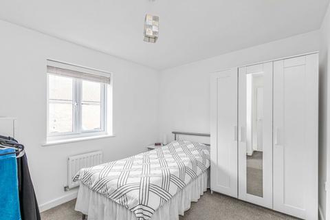 3 bedroom detached house for sale, Kilnwood Avenue, Burgess Hill, West Sussex, RH15