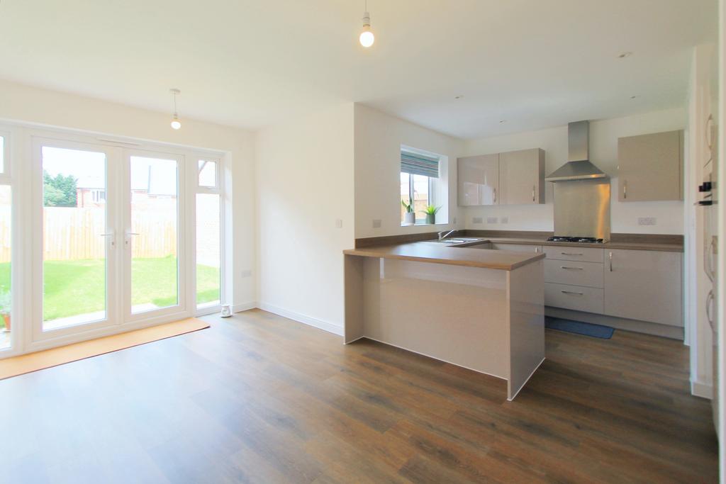 Bossu Drive, Stoughton Park, Oadby... 3 bed detached house £425,000