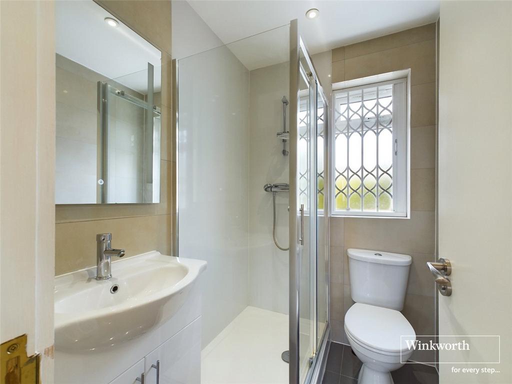 FF Shower Room