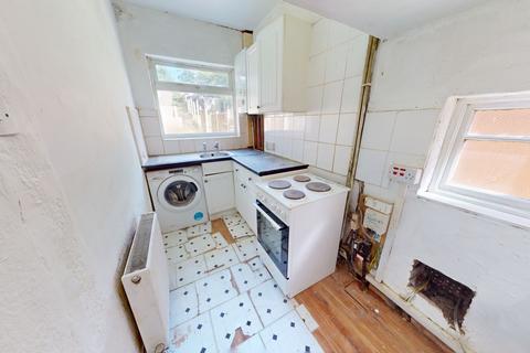54 Calshot Road, Birmingham, B42 2BT