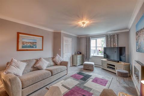 10 Brookdale Close, Rubery, Birmingham, B45 9FH
