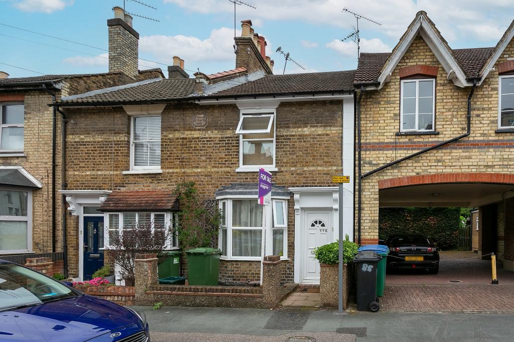 Estcourt Road, Watford, Hertfordshire, WD17 2 bed terraced house for sale £420,000