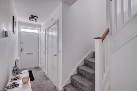 5 Lancaster Way, Cofton Hackett, Birmingham, B45 8FZ