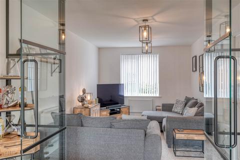 5 Lancaster Way, Cofton Hackett, Birmingham, B45 8FZ
