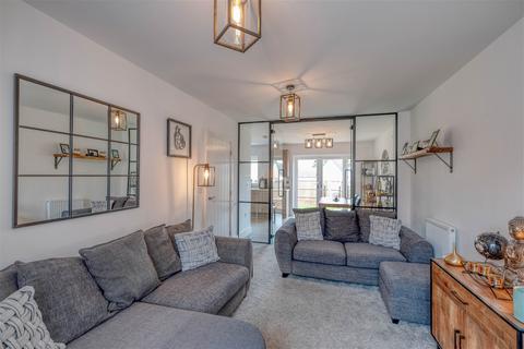 5 Lancaster Way, Cofton Hackett, Birmingham, B45 8FZ