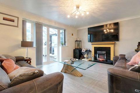 67 Bay Avenue, Bilston, WV14 0TT