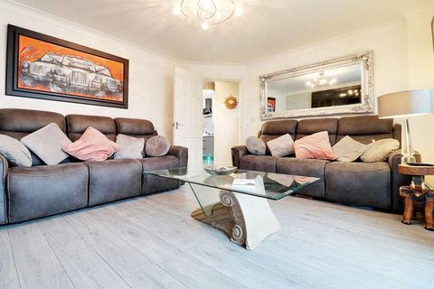 67 Bay Avenue, Bilston, WV14 0TT