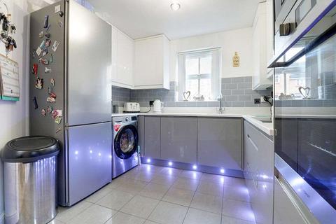 67 Bay Avenue, Bilston, WV14 0TT