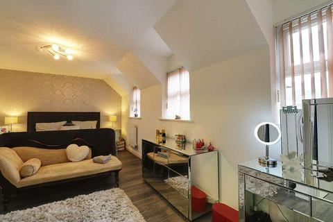 67 Bay Avenue, Bilston, WV14 0TT