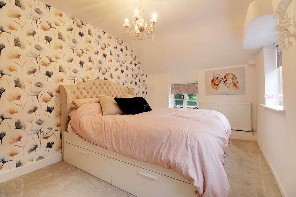 Bedroom 1 (Double)