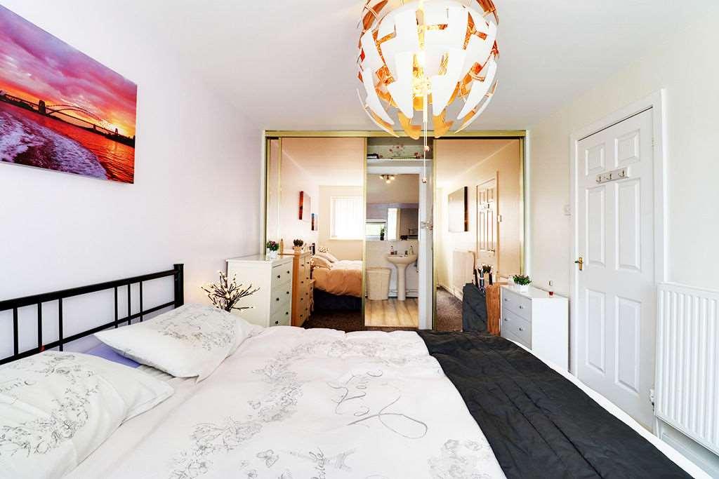 Bedroom 1 (Double with Ensuite)