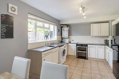 17 Chaucer Way, Daventry, NN11 9DB