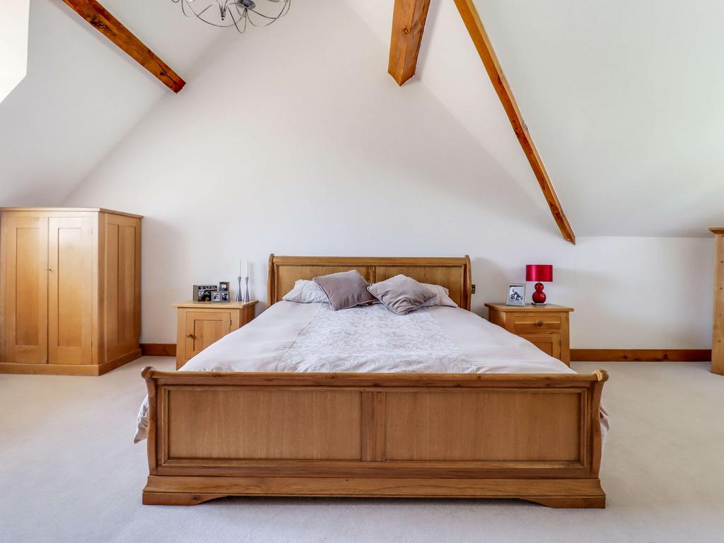Bedroom 1 (Double)