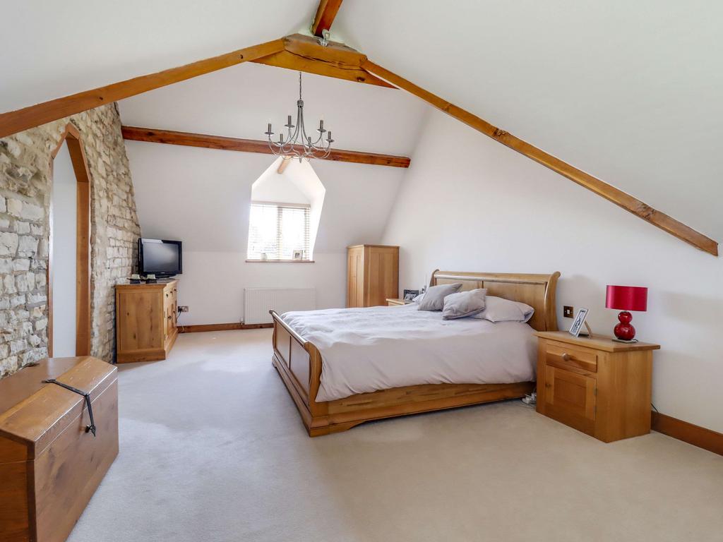 Bedroom 1 (Double)