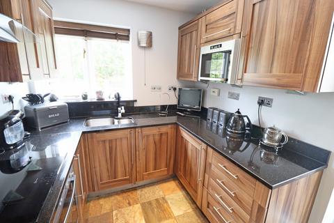 8 Brandon Close, Chafford Hundred, Grays, RM16 6QX